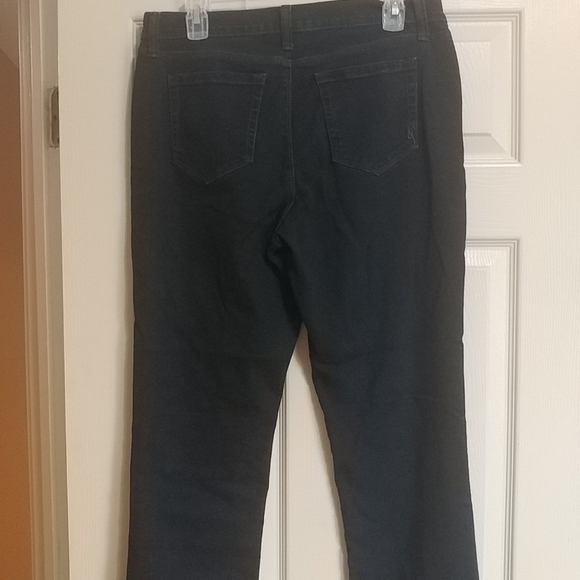 Jeans - Picture 2 of 6